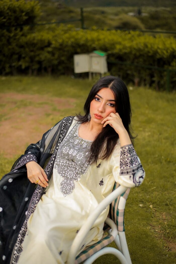 White Embroidered with organza dupatta - Image 6