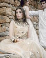 AGolden Lehnga Bridal - Image 3